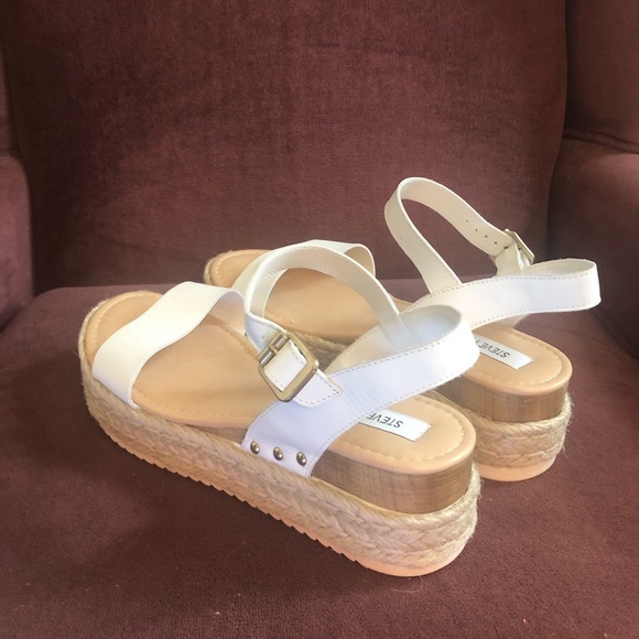 Steven Madden “Chiara” sandals - Picture 3 of 4